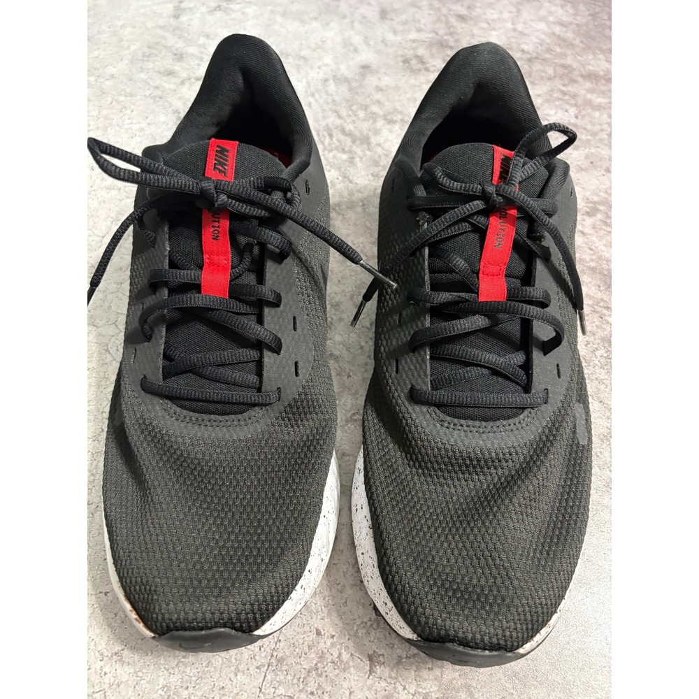 Nike Revolution 5 Men's Size 12 Black Red Running Shoes BQ3204-003 Sneakers